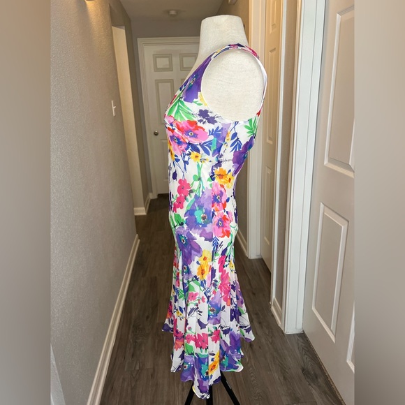 LAUREN RALPH LAUREN SILK FLORAL SLEEVELESS DRESS SIZE 2 - Picture 3 of 6
